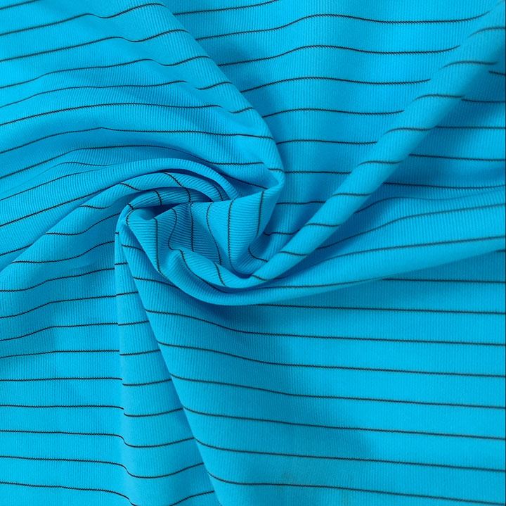 83% nailonas 4% poliesteris 13% elastanas Stripe audinys